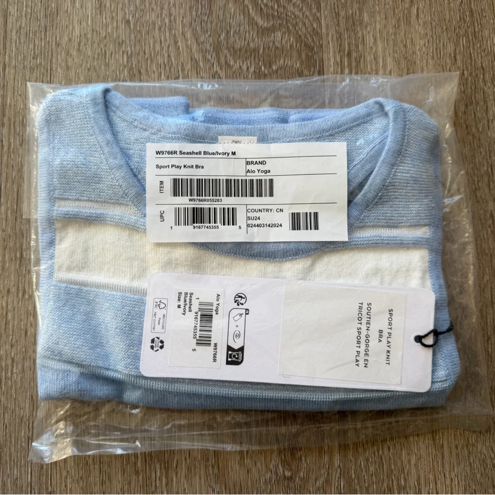 Alo Yoga Sport Play Knit Bra Seashell Blue Ivory High Neck Stretch Crop Top Med